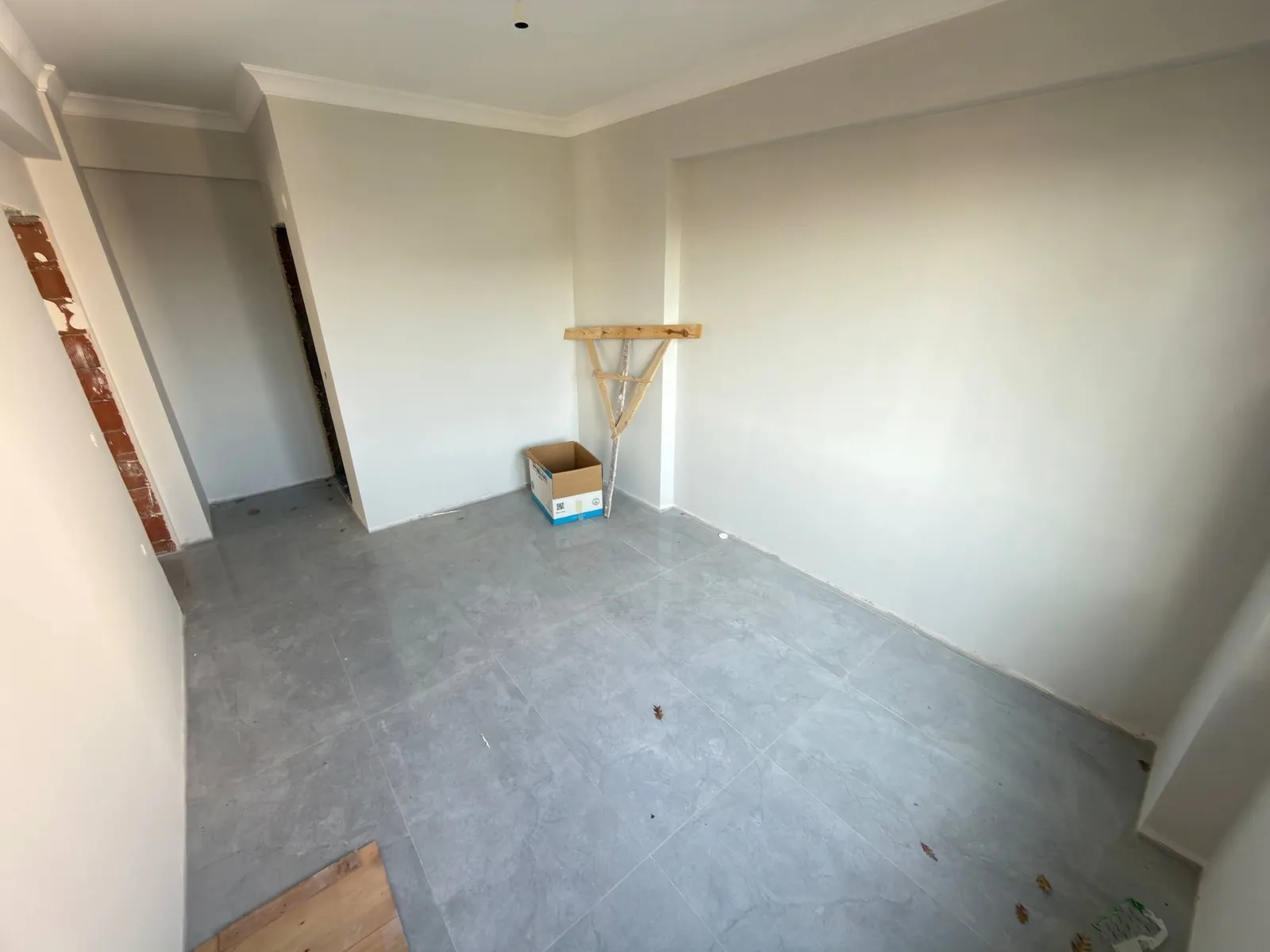 SAKARYA ARİFİYE NEVİYE MAHALLESİ 2+1 EBEBEYN BANYOLU LÜKS DAİRE