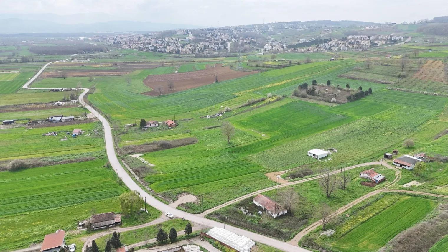KAYRANCIK MAH. ASFALT YOLA CEPHE SATILIK 308 M2 YATIRIMLIK TARLA
