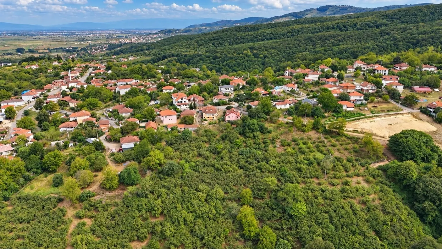 SERDİVAN MEŞELİ MAH. SATILIK YATIRIMA UYGUN 1218 M2 TARLA