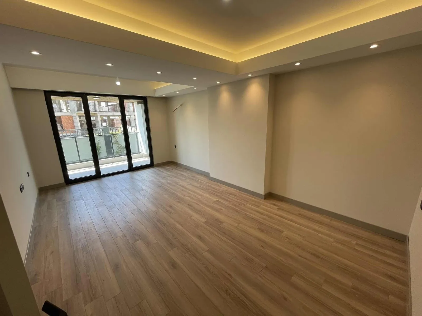 KARAPINAR MAH'DE SIFIR 3+1 KİRALIK DAİRE