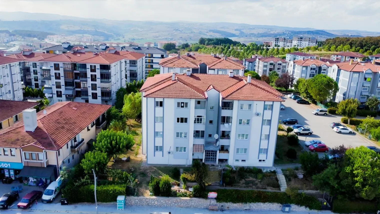 Korucuk Merkezinde Masrafsız Bakımlı 3+1 Daire