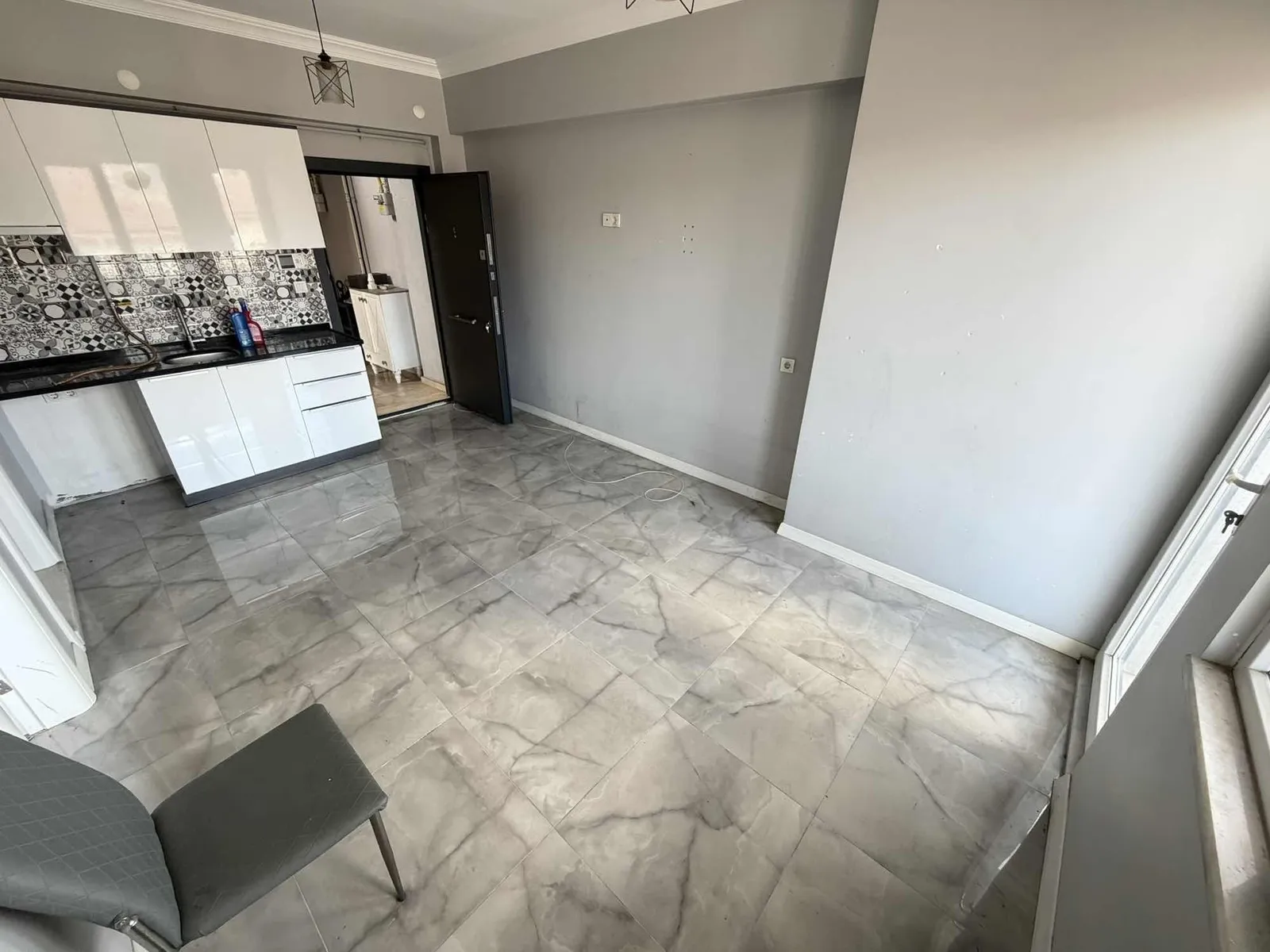 ADAPAZARI YAHYALAR MAH. SATILIK 1+1 50 M2 APART DAİRE