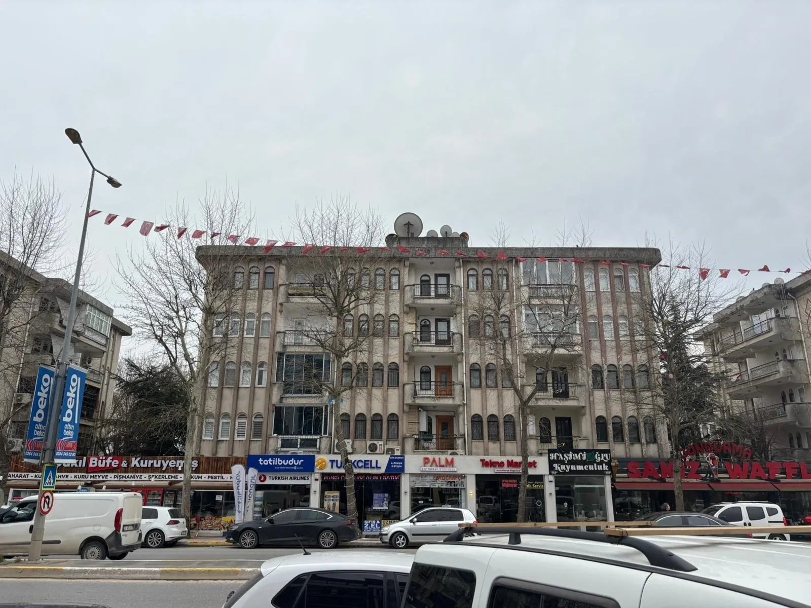 ALTINIŞIK SİTESİ'NDE SATILIK 3+1 DUBLEKS DAİRE